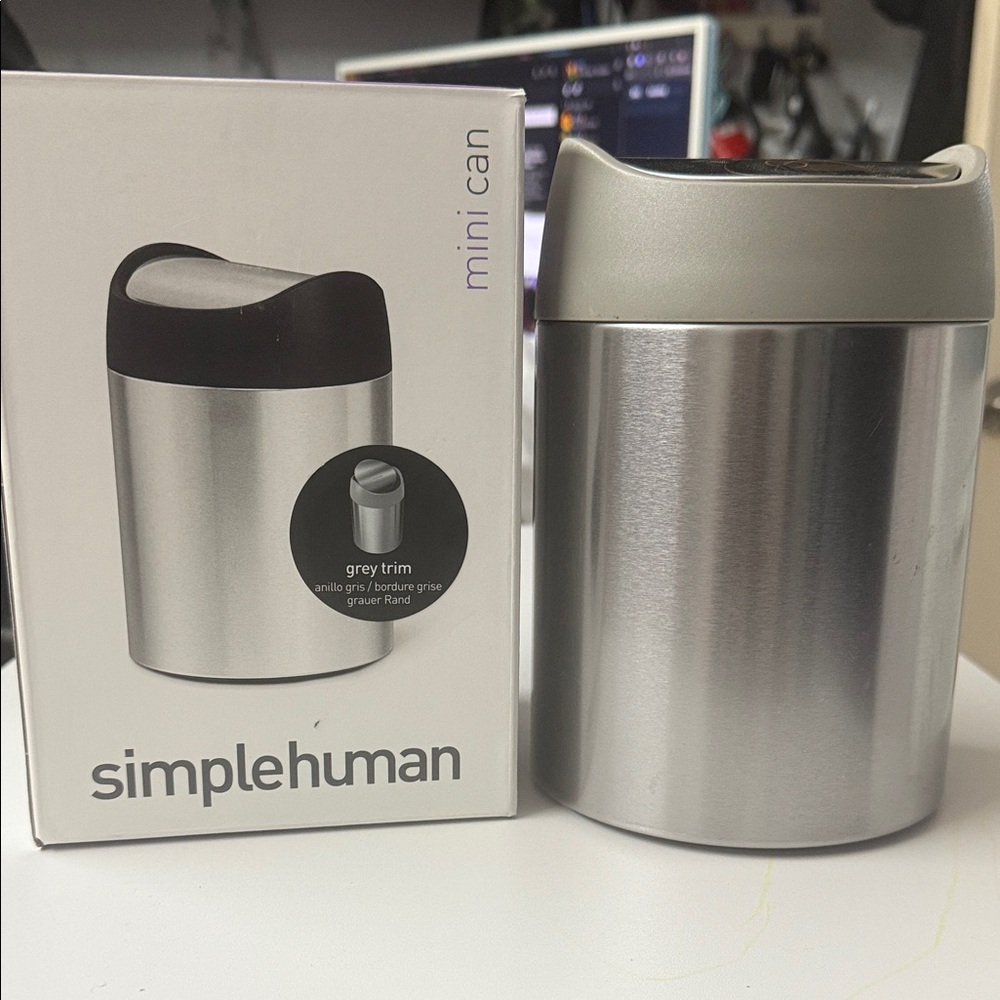 Simplehuman Mini Can with  Silver Finish 1.5 L